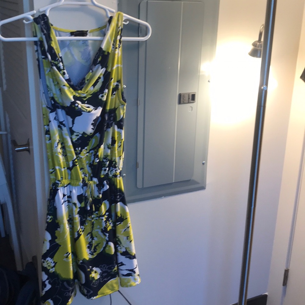BCBG Navy, yellow, and white dress